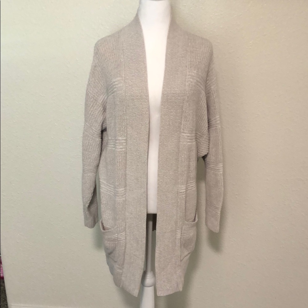 Express Women's Cream Open-Front Sweater Size S